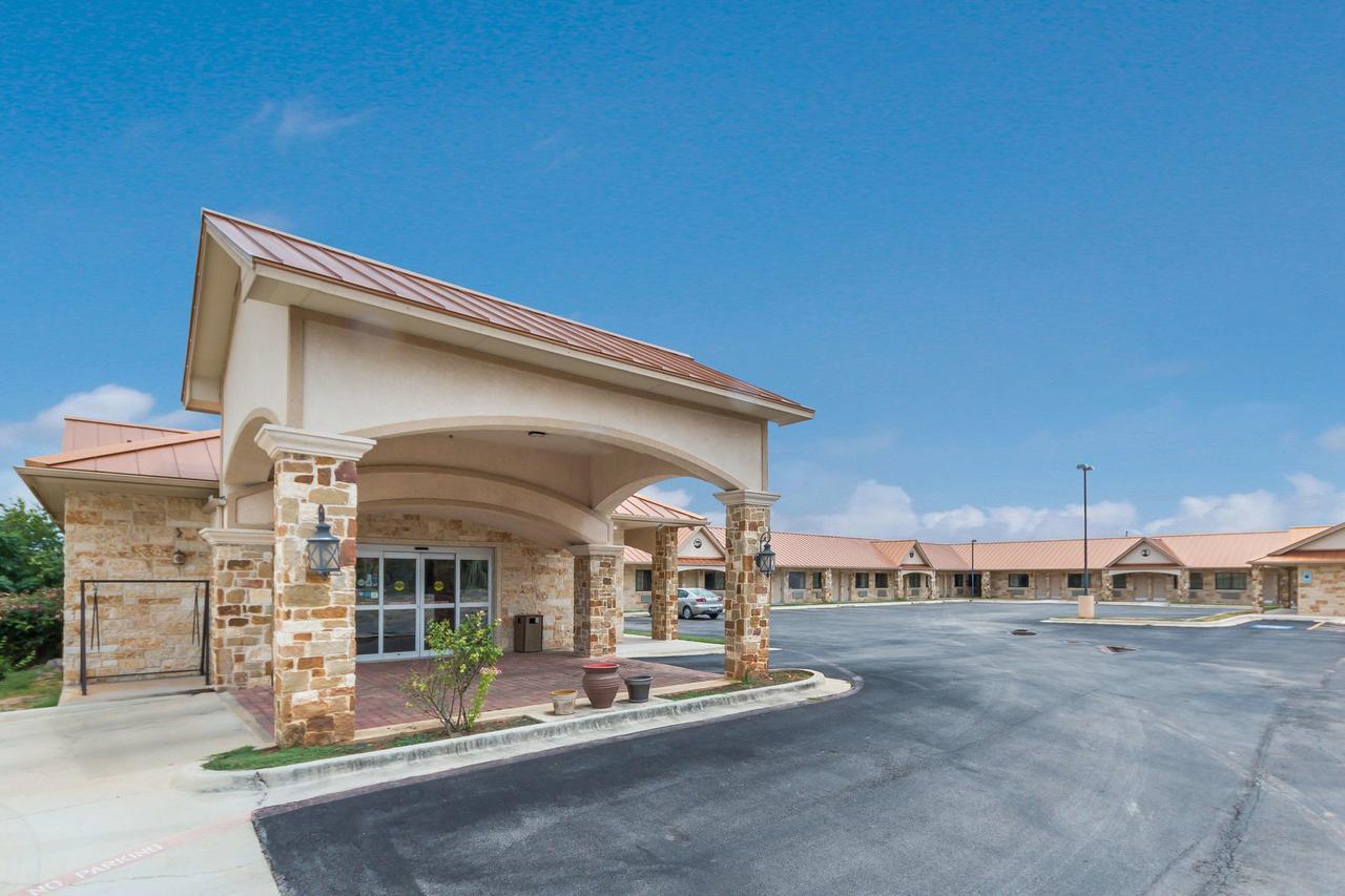 Motel 6 Floresville 外观 照片